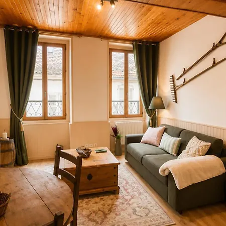 Appartamento Le Refuge de Mandrin, Elegance et tranquilité Saint-Genix-sur-Guiers